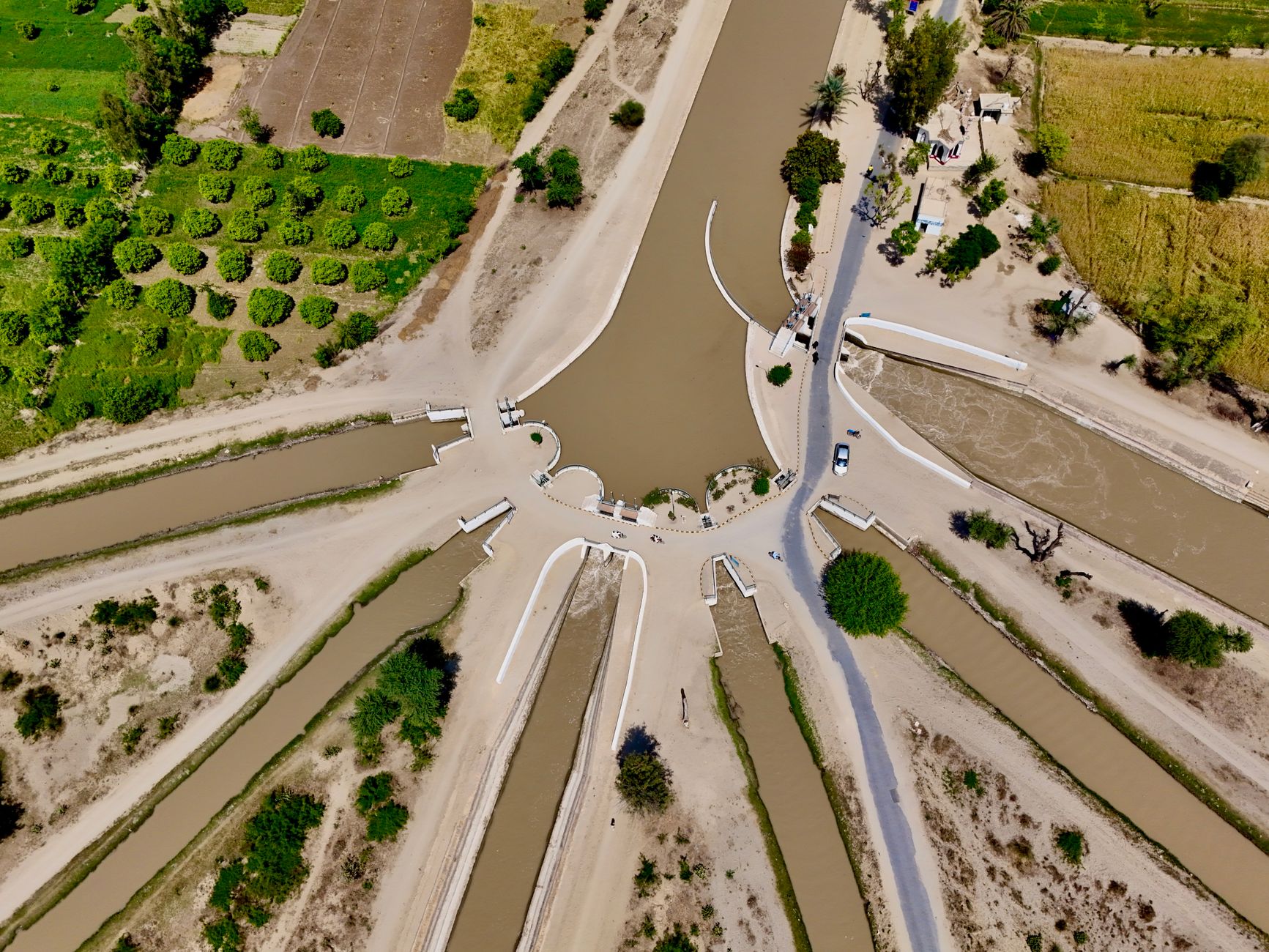 Acqua gravitazionale: la tecnica millenaria che l’Iran sta esportando nel Mediterraneo assetato