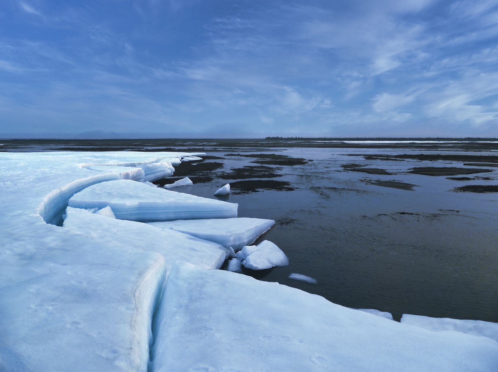 Permafrost in fiamme: perché il suolo artico che si scongela è la bomba a orologeria del clima globale