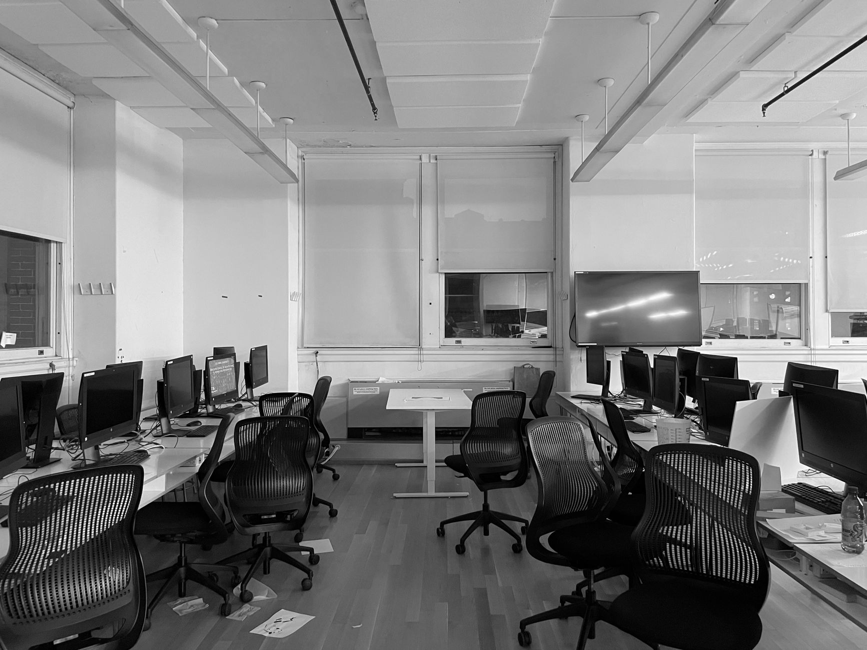 Uffici open-plan industriali: acustica e recupero cognitivo