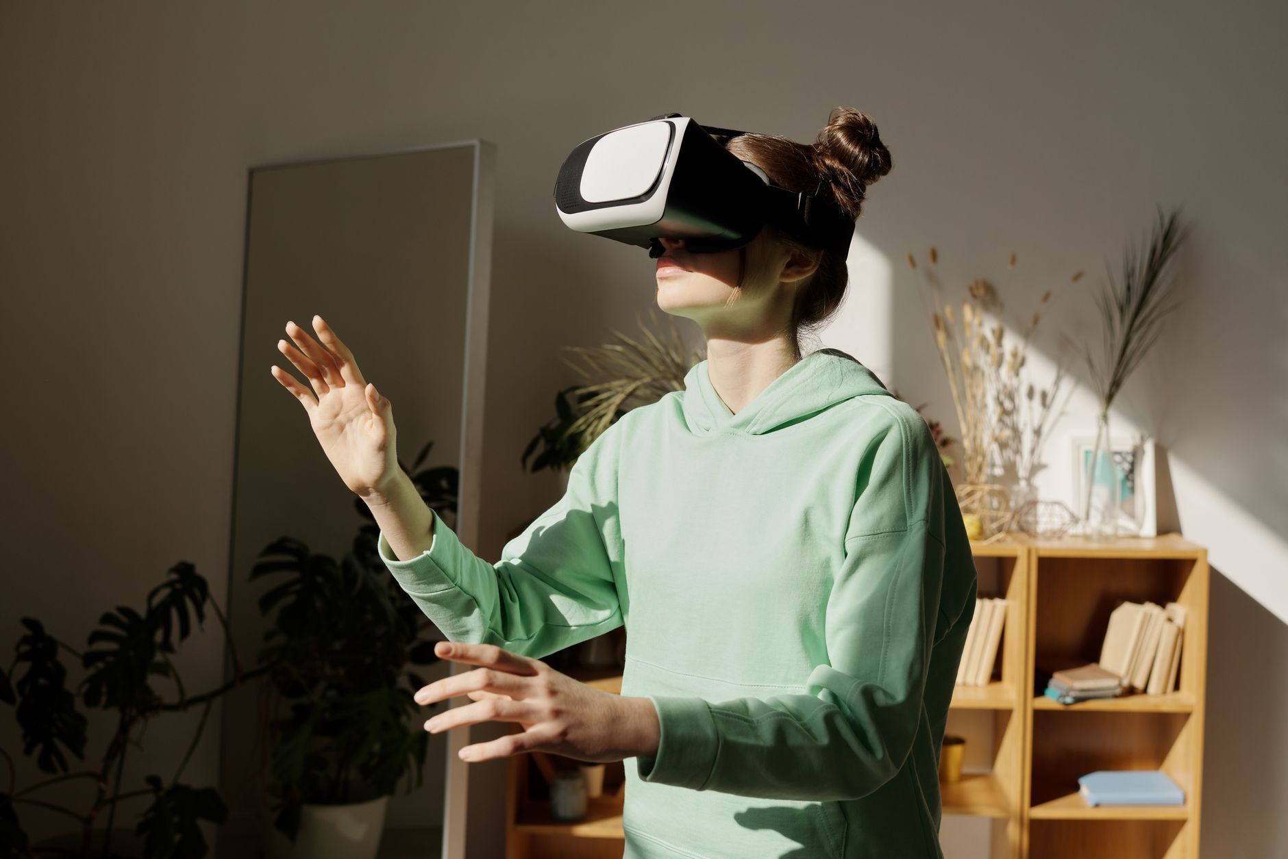 virtual reality forest immersive headset