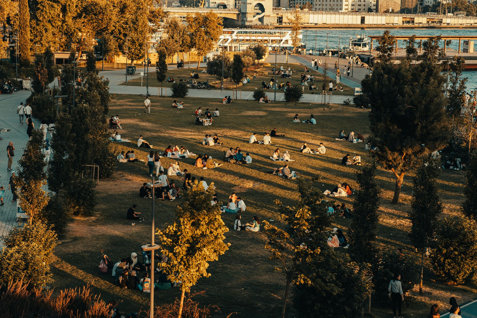 urban green space heatwave cooling